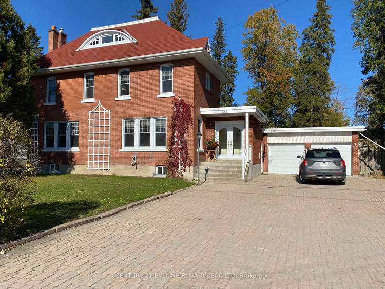 235 Broadwood Ave, Temiskaming Shores, Ontario, 