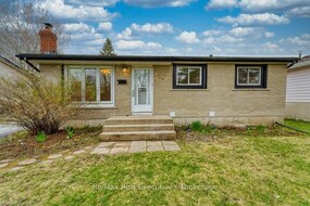 1344 WAVERLEY Cres