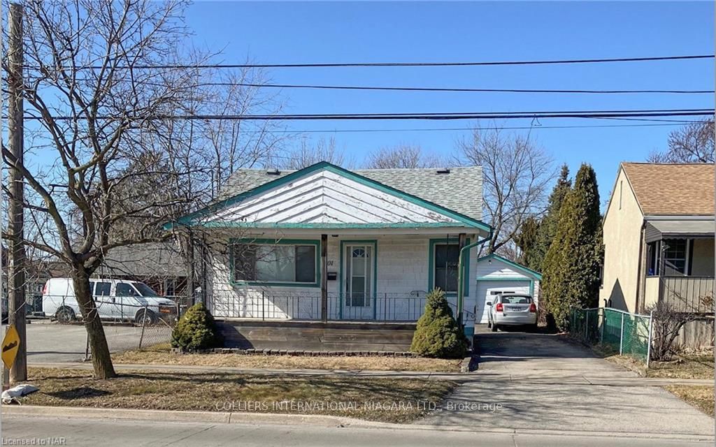 201 GRANTHAM Ave, St. Catharines, Ontario, 445 - Facer