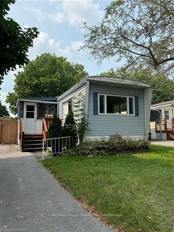 12 WENTWORTH Dr, Kingston, Ontario, Rideau