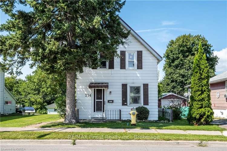 254 NORTH St, Gananoque, Ontario, 