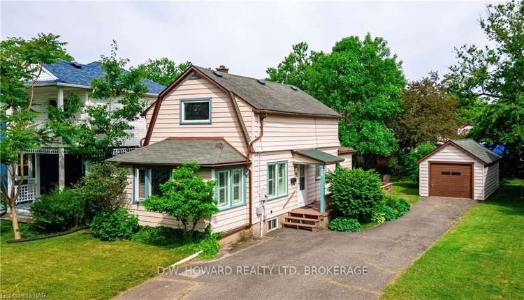 692 LAKESHORE Rd, Fort Erie, Ontario, 