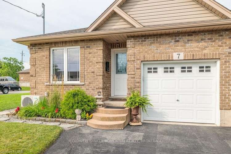 7 DEXTER St, St. Catharines, Ontario, 459 - Ridley