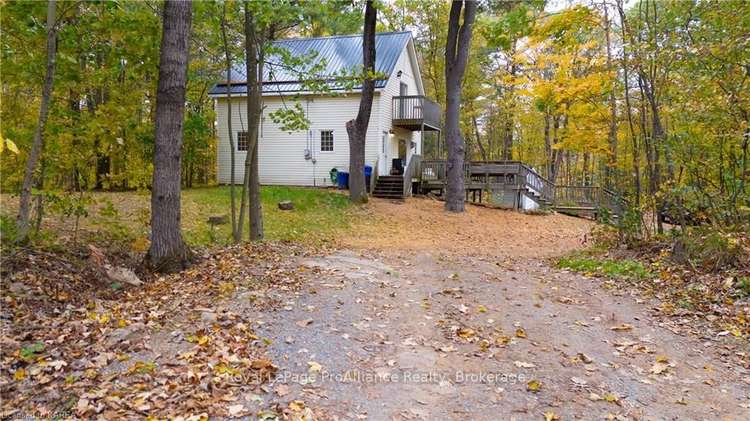 1035 COZY RIDGE Lane, South Frontenac, Ontario, Frontenac South