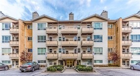 78 ROEHAMPTON Ave