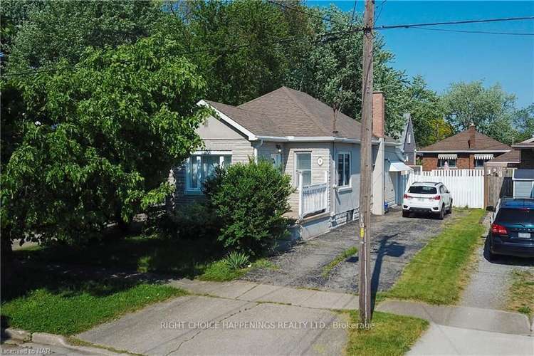 34 LYONS Ave, Welland, Ontario, 