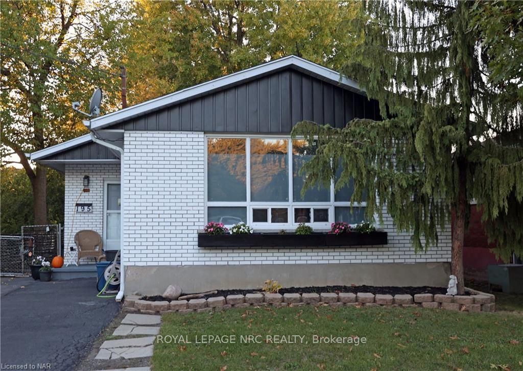 195 CENTRAL Ave, Fort Erie, Ontario, 332 - Central