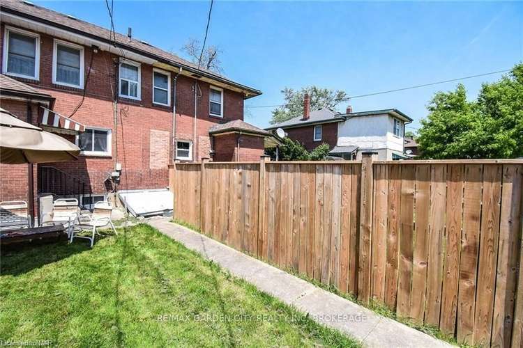 221 LINCOLN St, Welland, Ontario, 