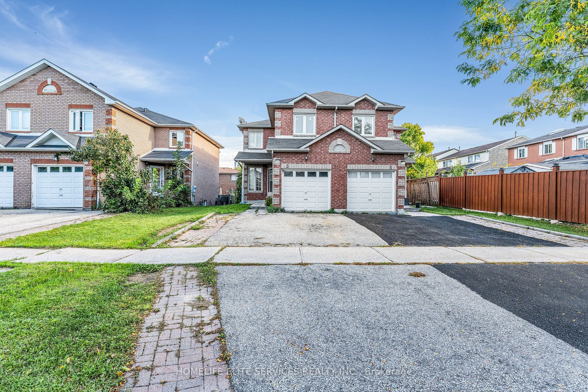 5 Lenthall Ave, Toronto, Ontario, Malvern