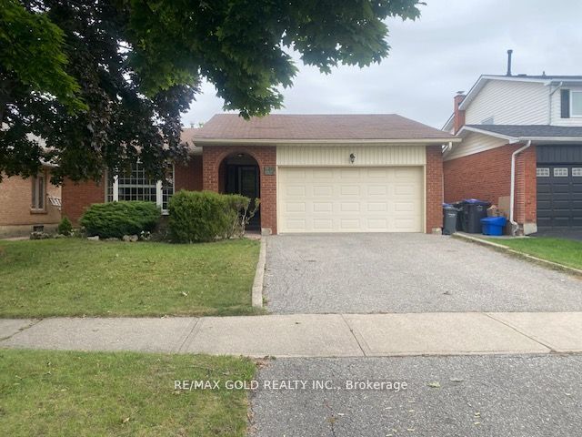 30 Blackthorn Lane, Brampton, Ontario, Brampton North