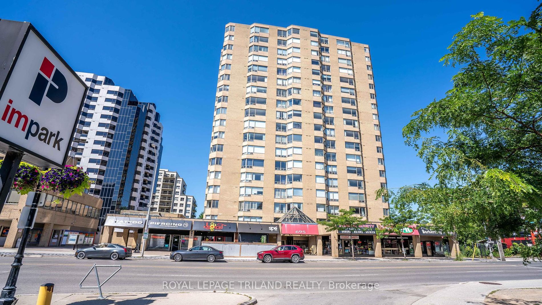 695 RICHMOND St, London, Ontario, East F