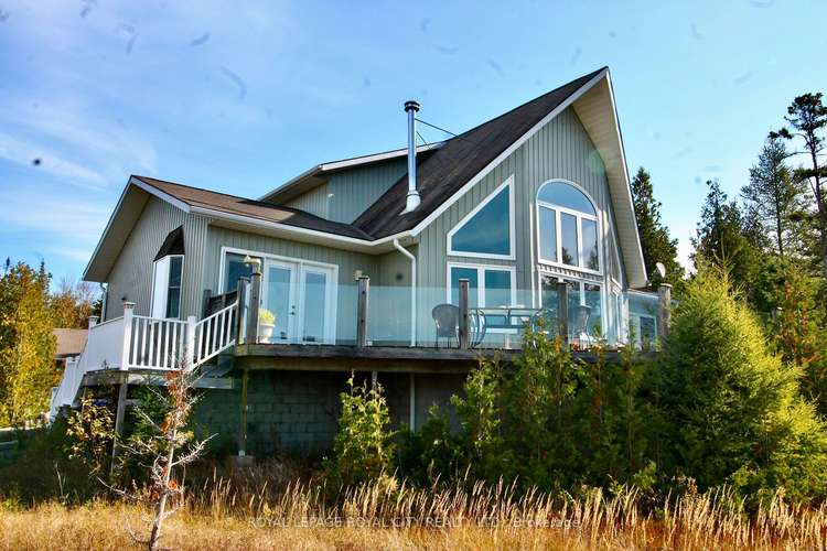 211 Eagle Dr, Northern Bruce Peninsula, Ontario, 