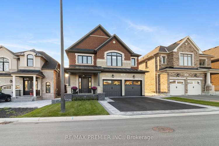 18 Ten Pines Rd, Vaughan, Ontario, Kleinburg