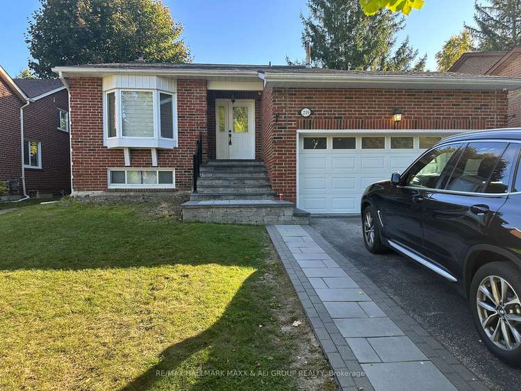 219 Lancaster Ave, Newmarket, Ontario, Bristol-London