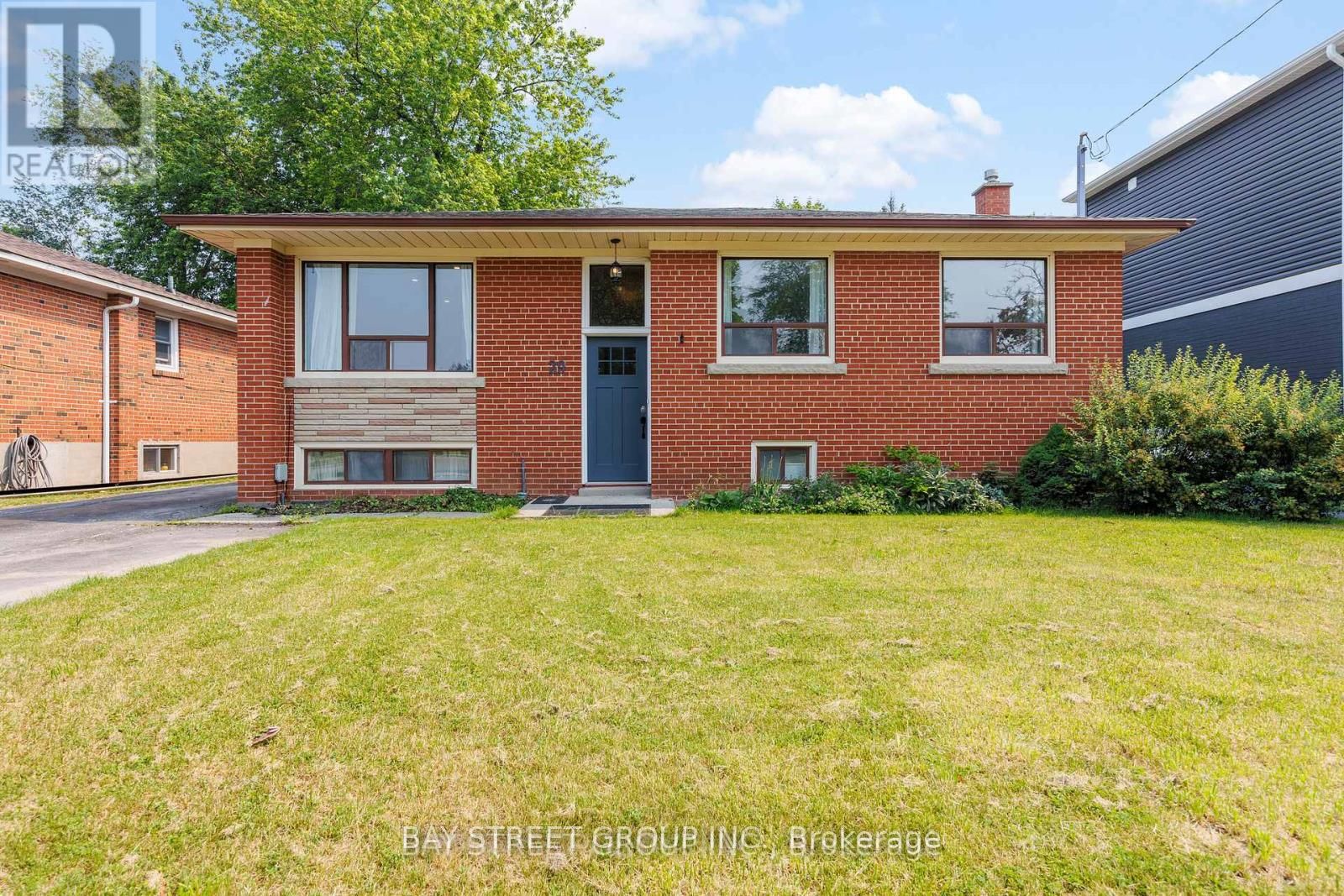 29 Greenock Ave, Toronto, Ontario, Morningside