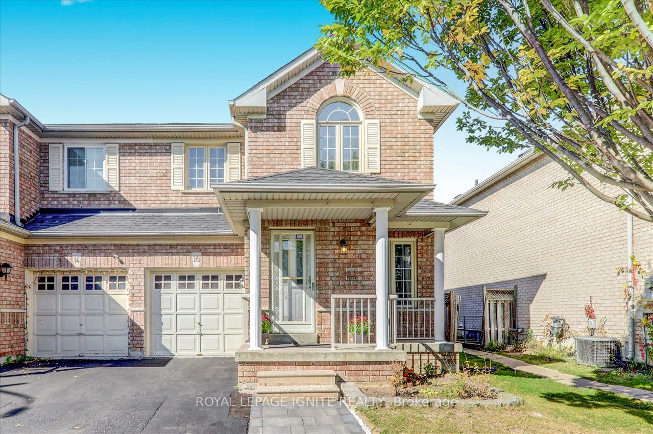 16 Canoe Glide Lane, Brampton, Ontario, Sandringham-Wellington