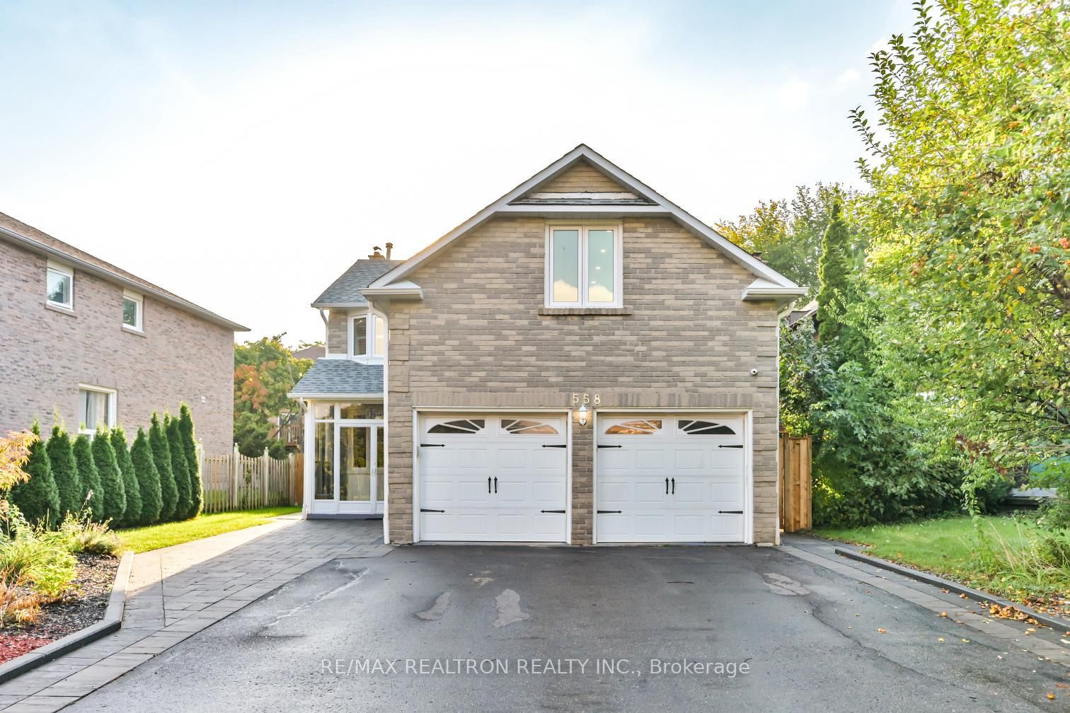 558 Village Pkwy, Markham, Ontario, Unionville