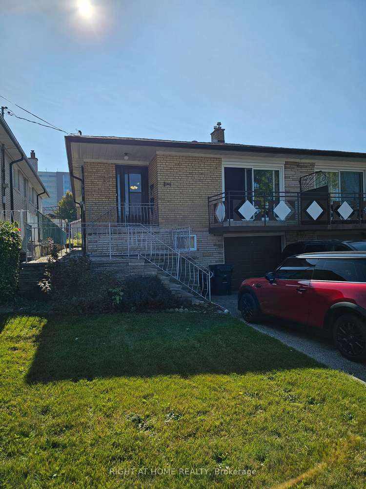 97 VICTORY Dr, Toronto, Ontario, Downsview-Roding-CFB