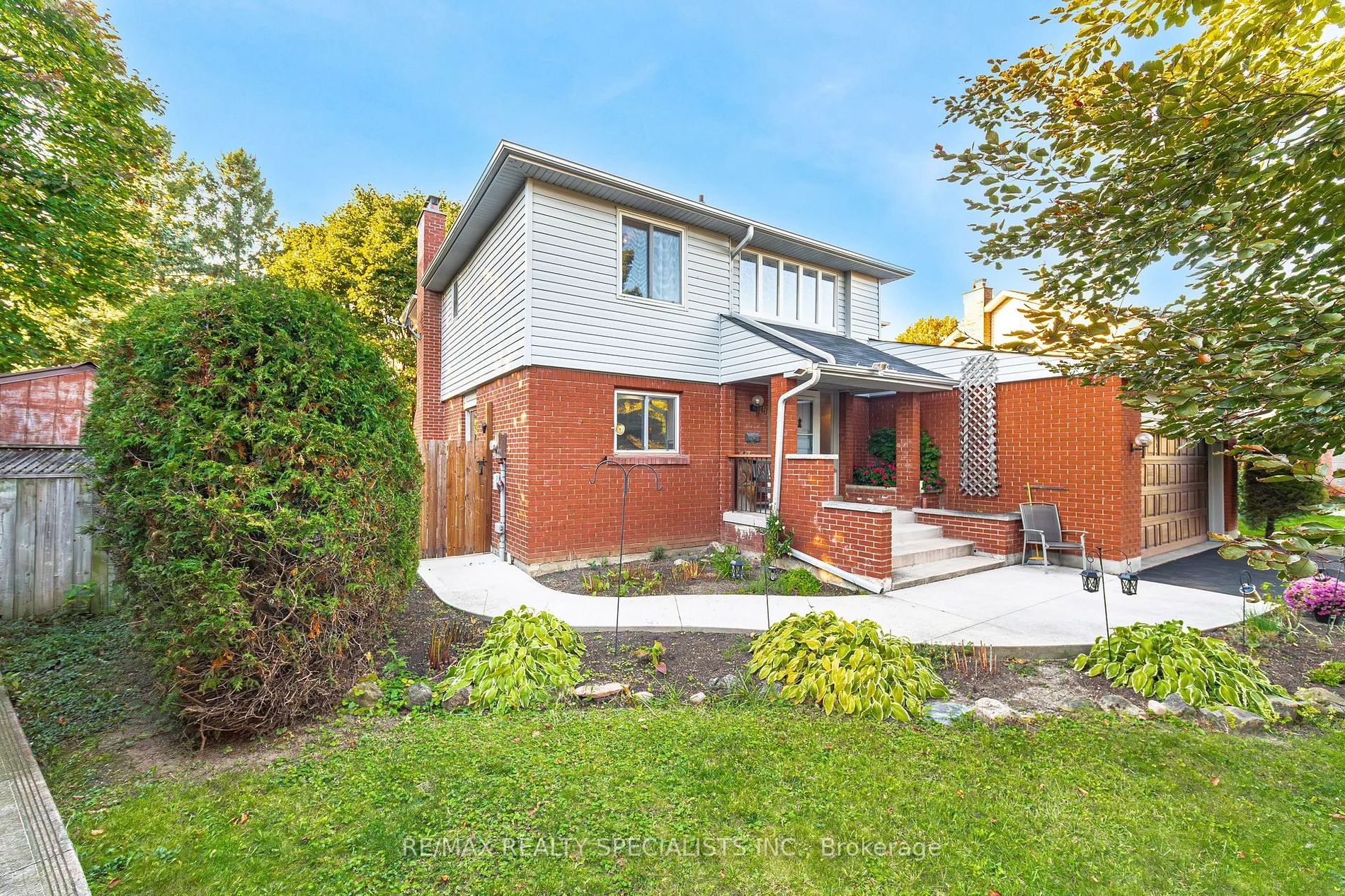 10 Parklawn Dr, Brampton, Ontario, Brampton South