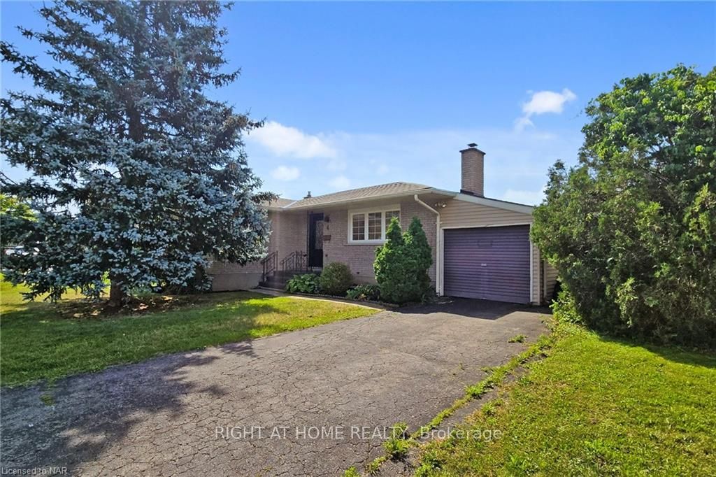 4 CHAPMAN Crt, St. Catharines, Ontario, 444 - Carlton/Bunting