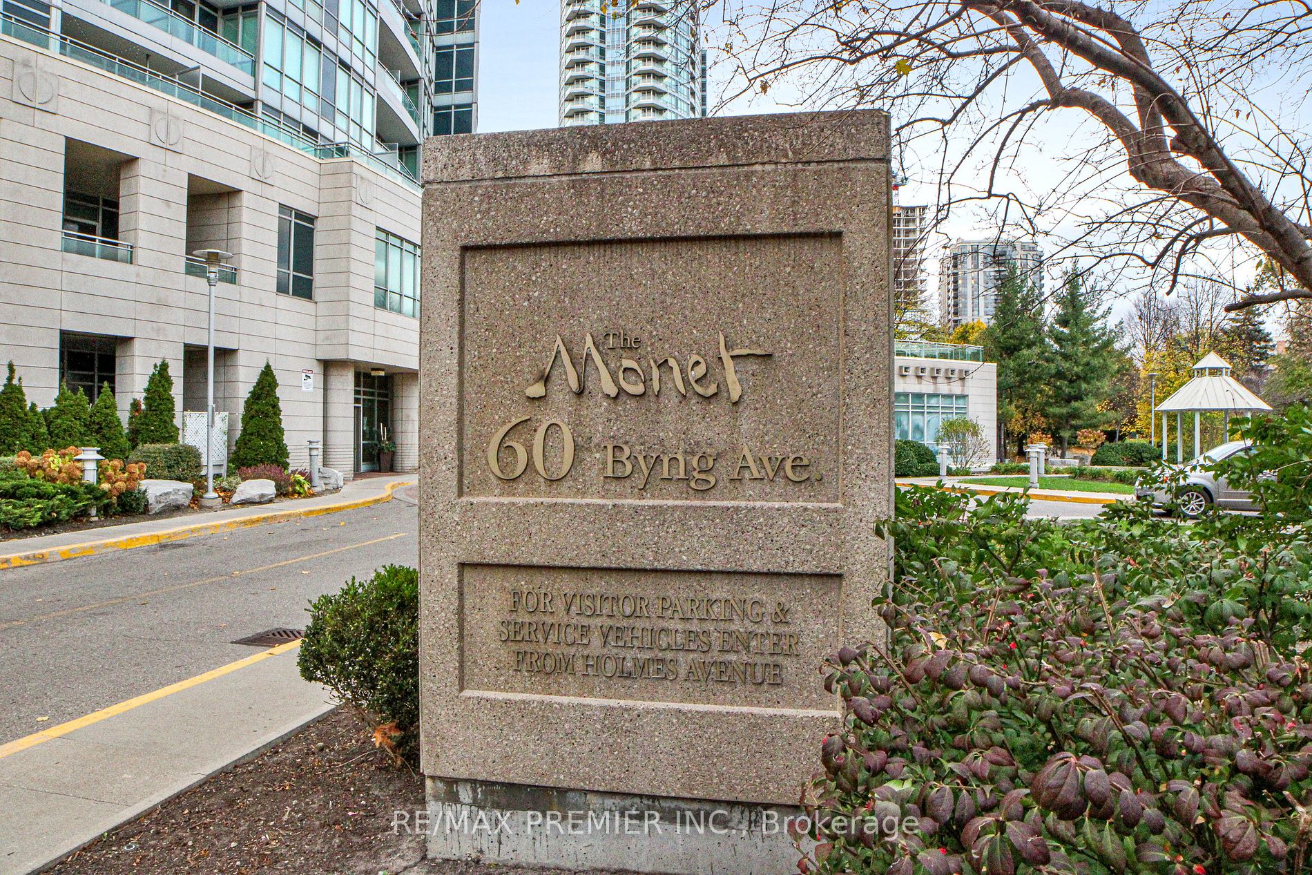 60 Byng Ave W, Toronto, Ontario, Willowdale East