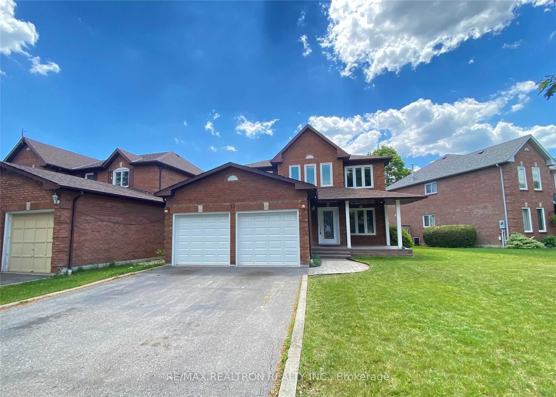 31 Keeble Cres, Ajax, Ontario, Central