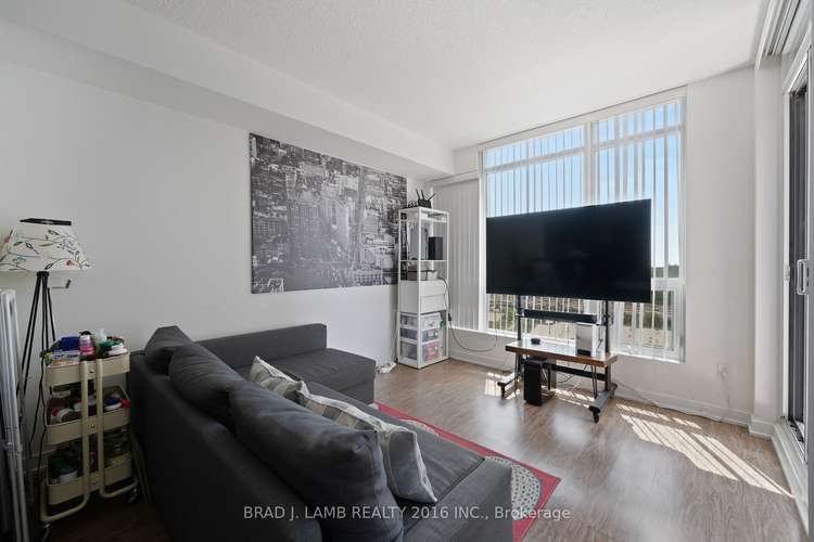 33 Singer Crt S, Toronto, Ontario, Bayview Village