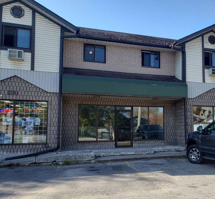 230 INNISFIL St, Barrie, Ontario, 400 North