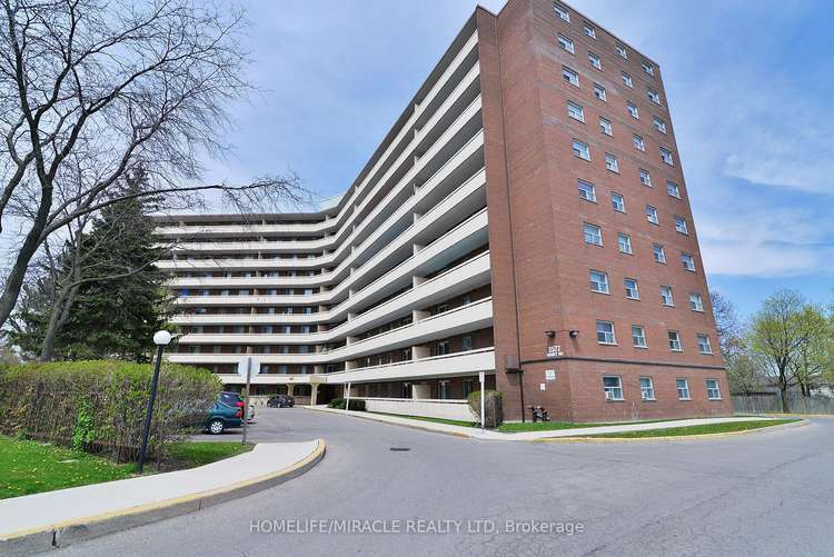 3577 Derry Rd E, Mississauga, Ontario, Malton