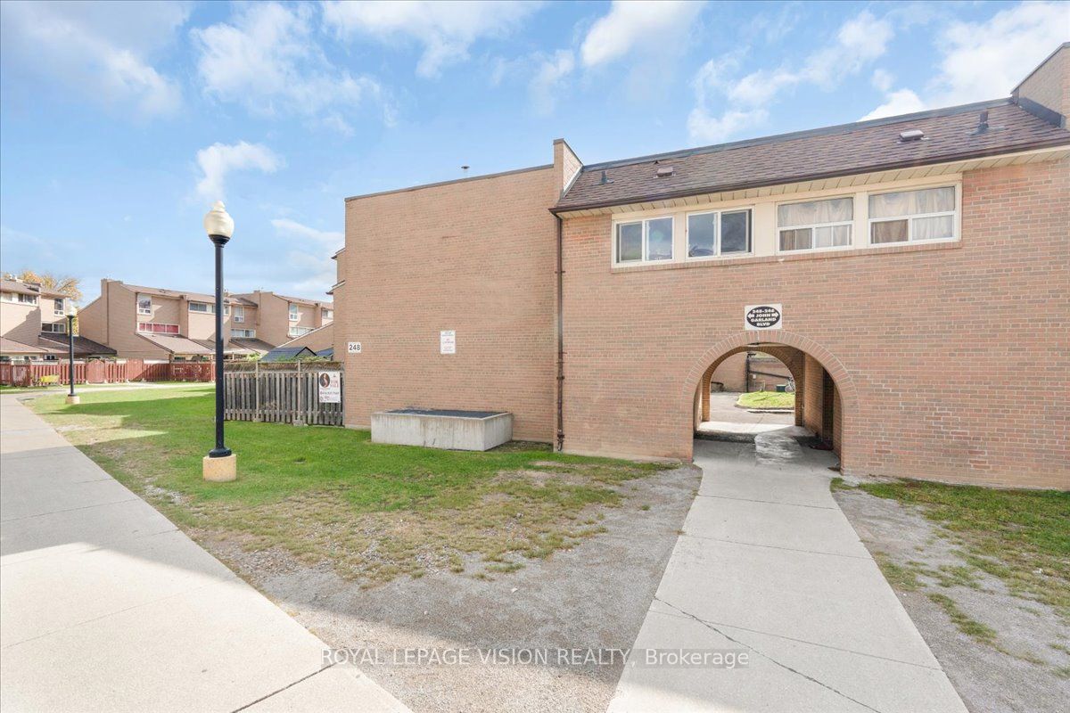 248 John Garland Blvd W, Toronto, Ontario, West Humber-Clairville