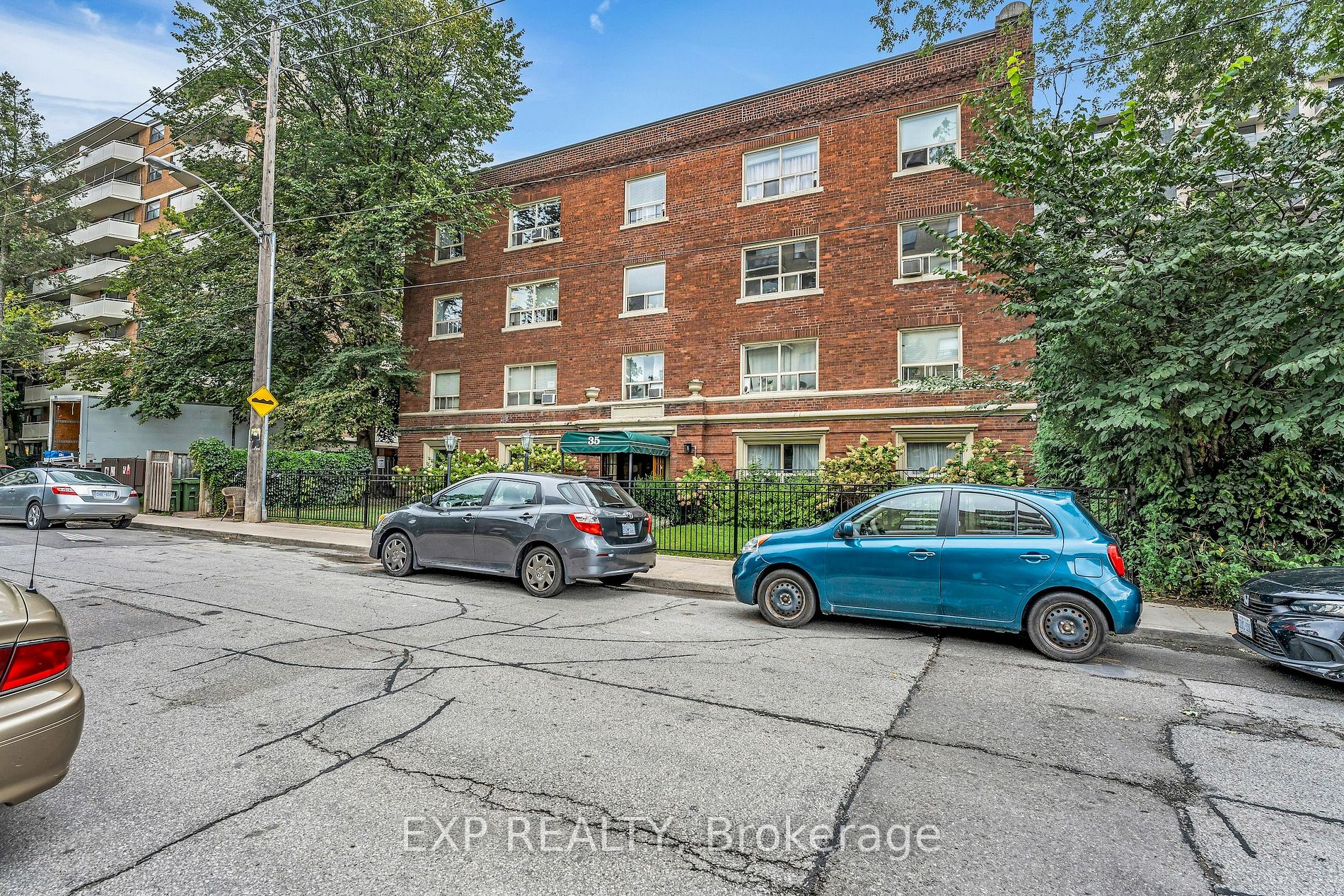 35 Raglan Ave, Toronto, Ontario, Humewood-Cedarvale