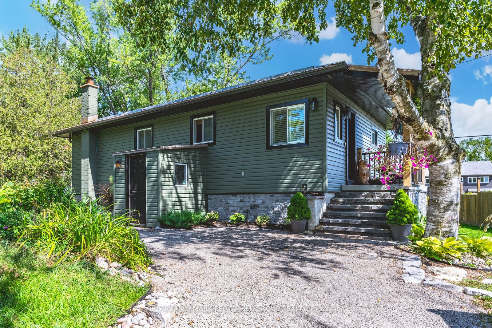 6394 Bluebird St, Ramara, Ontario, Rural Ramara