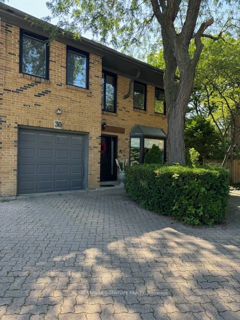 30 Chiswell Cres, Toronto, Ontario, Willowdale East