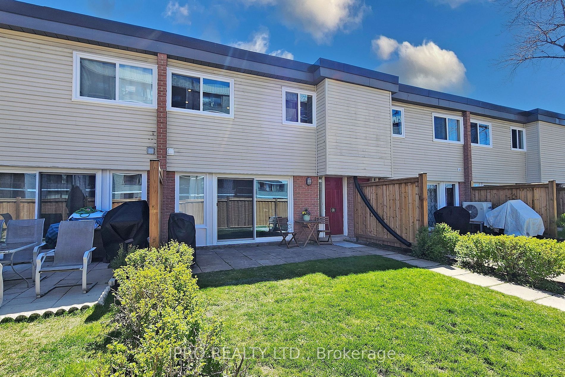 131 Milestone Cres, Aurora, Ontario, Aurora Village