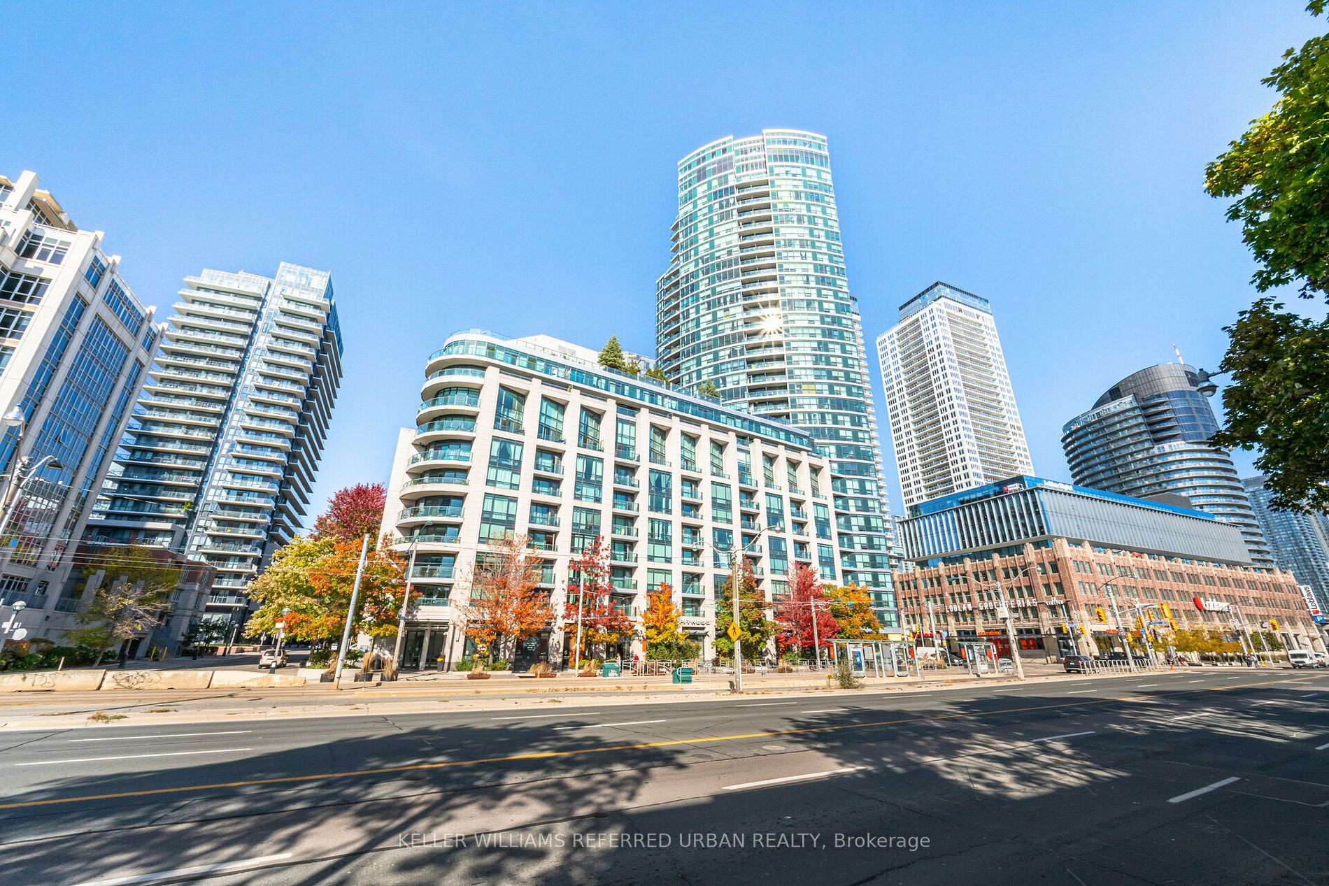 600 Fleet St, Toronto, Ontario, Waterfront Communities C1