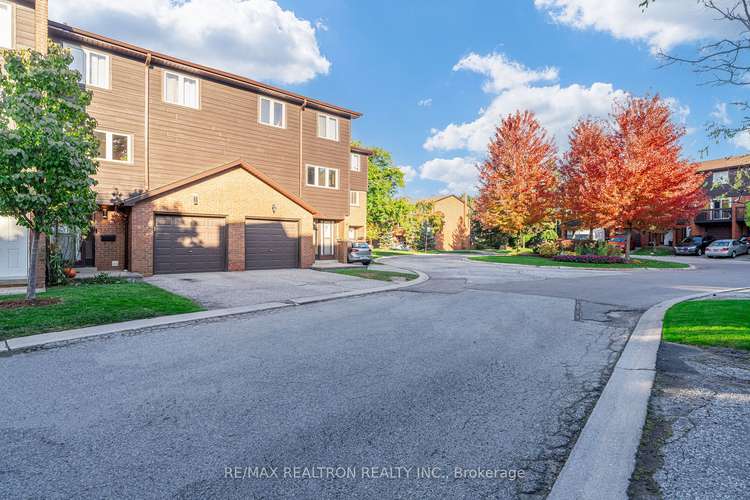 1755 Rathburn Rd E, Mississauga, Ontario, Rathwood