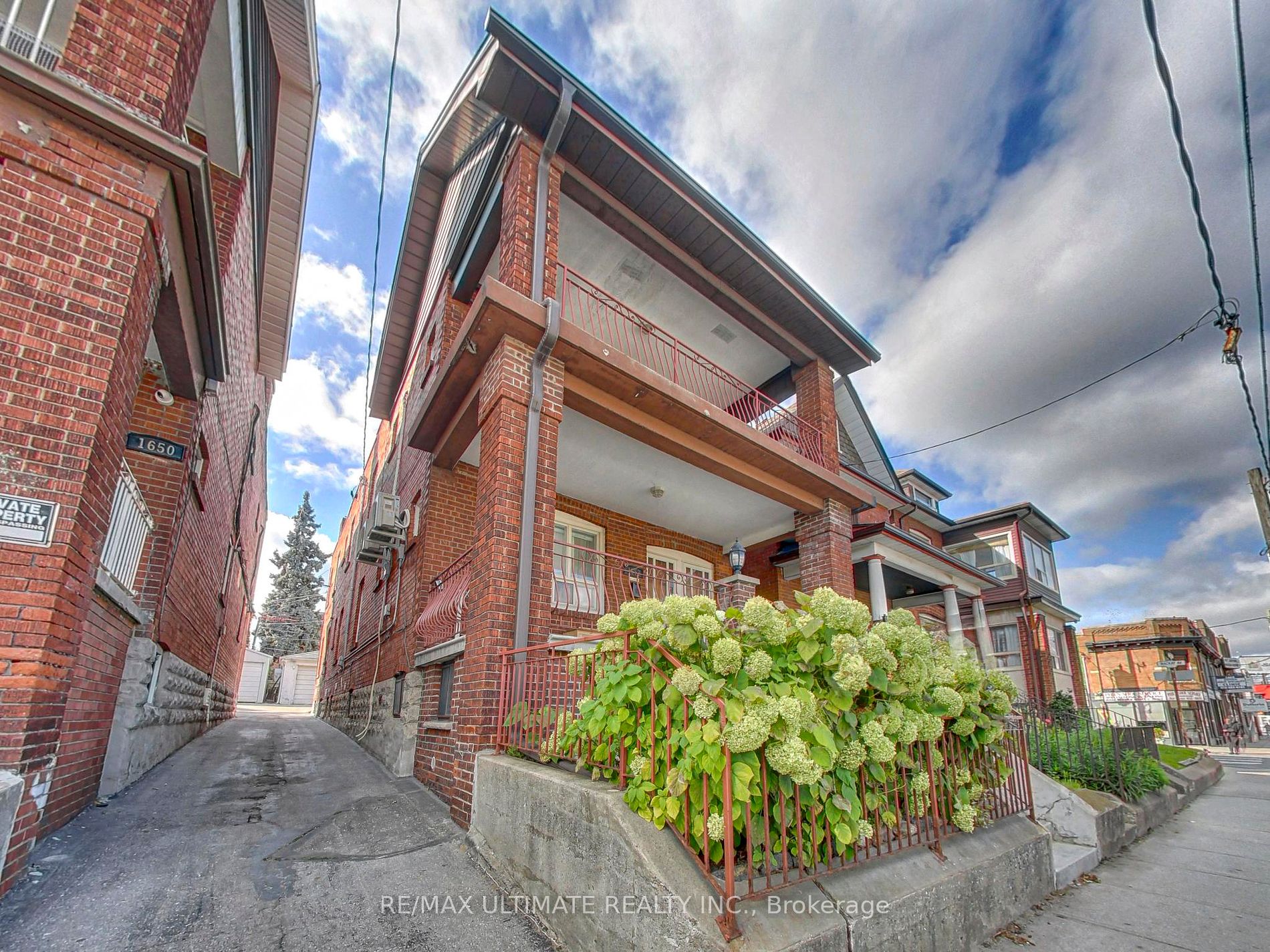 1652 Dufferin St, Toronto, Ontario, Corso Italia-Davenport