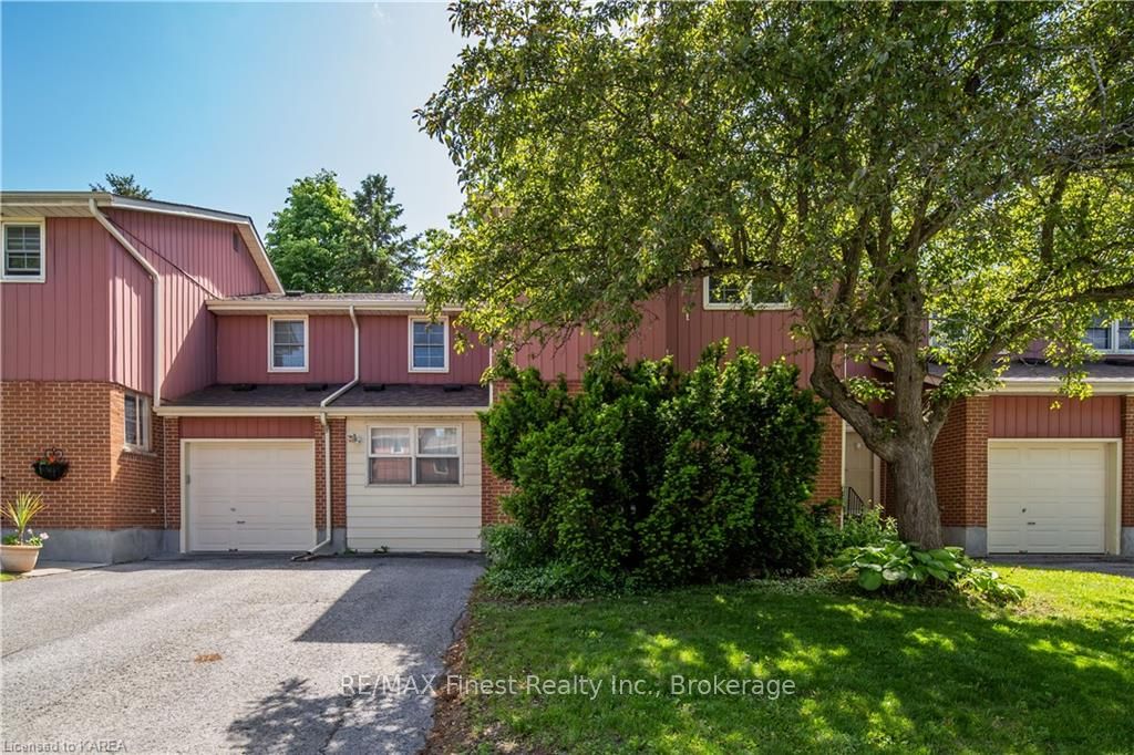 19 MACPHERSON Ave, Kingston, Ontario, Central City West