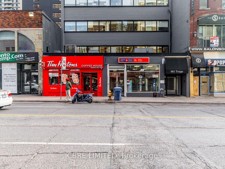 663 Yonge St, Toronto, Ontario, Church-Yonge Corridor