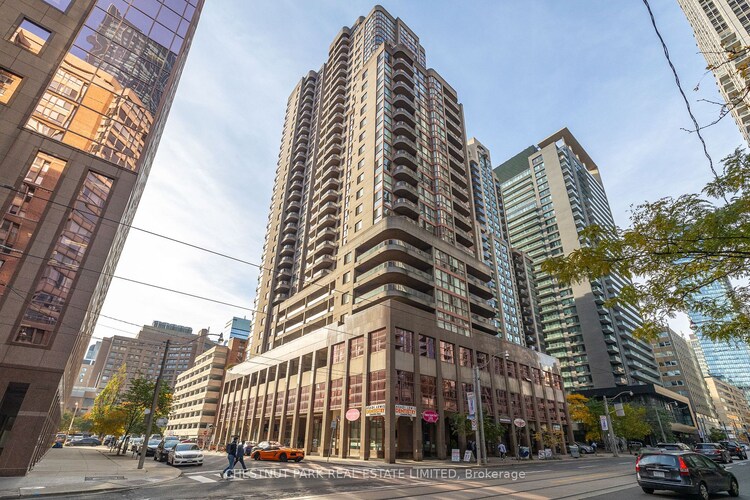 736 Bay St, Toronto, Ontario, Bay Street Corridor