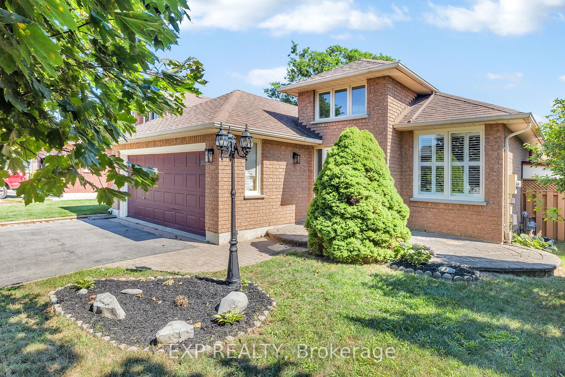 332 Sandringham Dr, Clarington, Ontario, Courtice