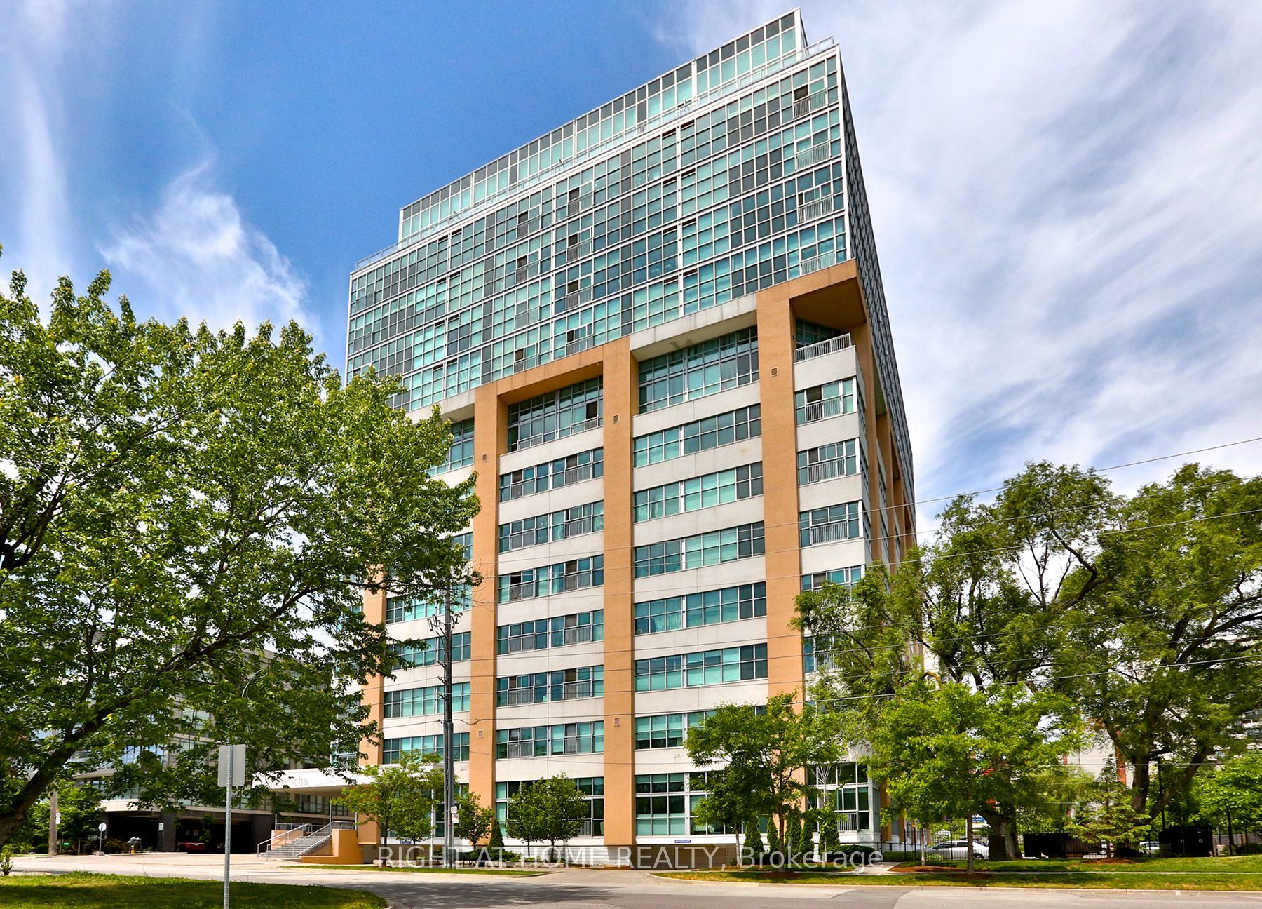 2 Fieldway Rd, Toronto, Ontario, Islington-City Centre West