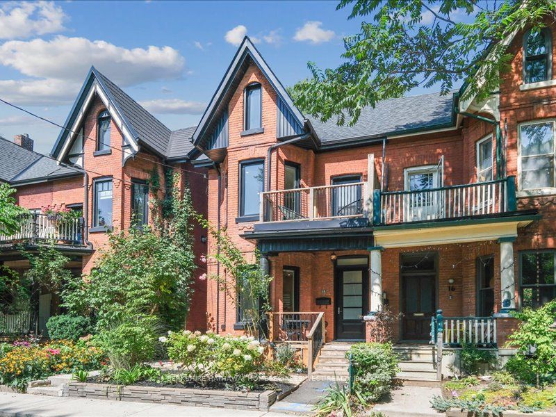 18 Earnbridge St, Toronto, Ontario, Roncesvalles