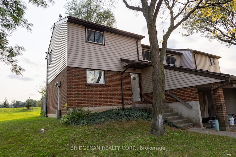 890 Limeridge Rd E, Hamilton, Ontario, Berrisfield