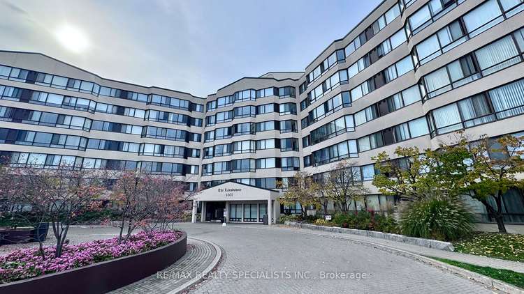 1001 Cedarglen Gate, Mississauga, Ontario, Erindale