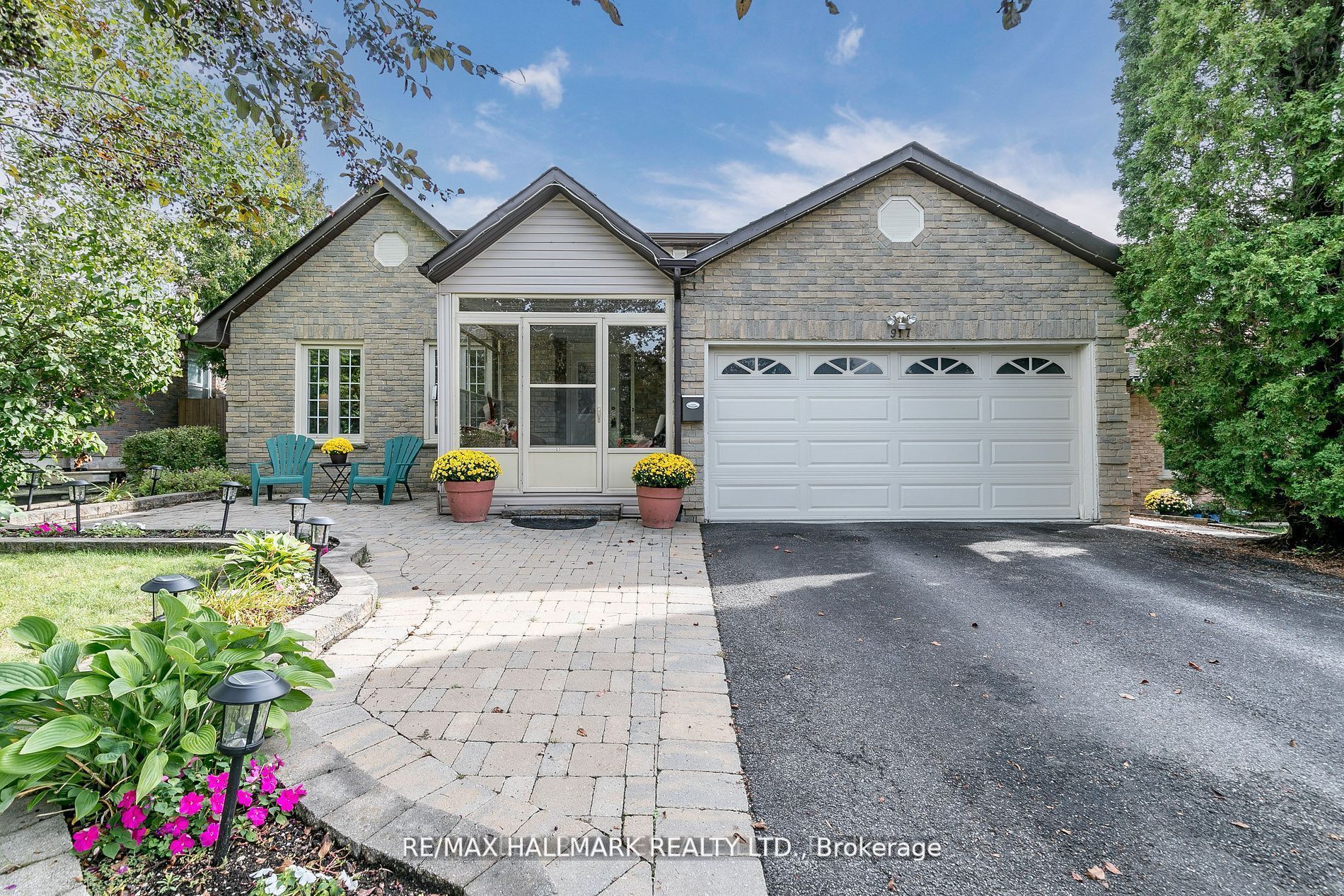 917 Ferndale Cres, Newmarket, Ontario, Gorham-College Manor