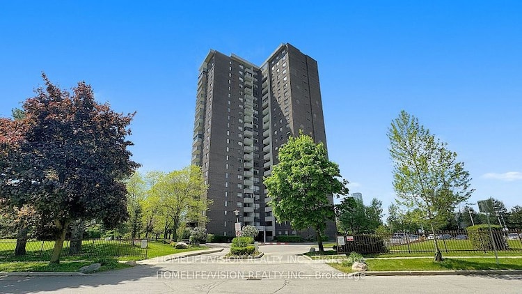 10 Muirhead Rd, Toronto, Ontario, Pleasant View