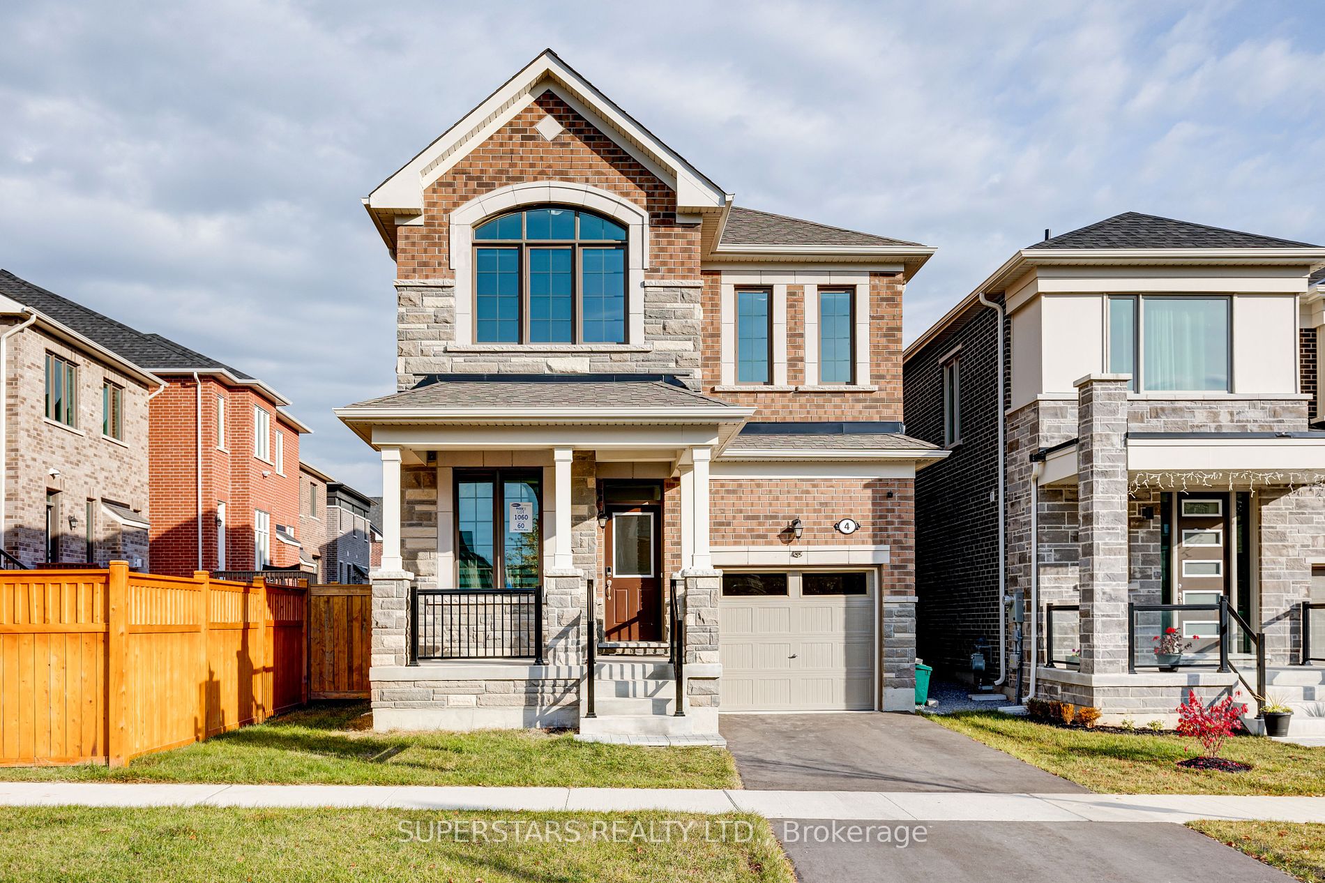 4 Mary Roman Ave, Markham, Ontario, Victoria Square