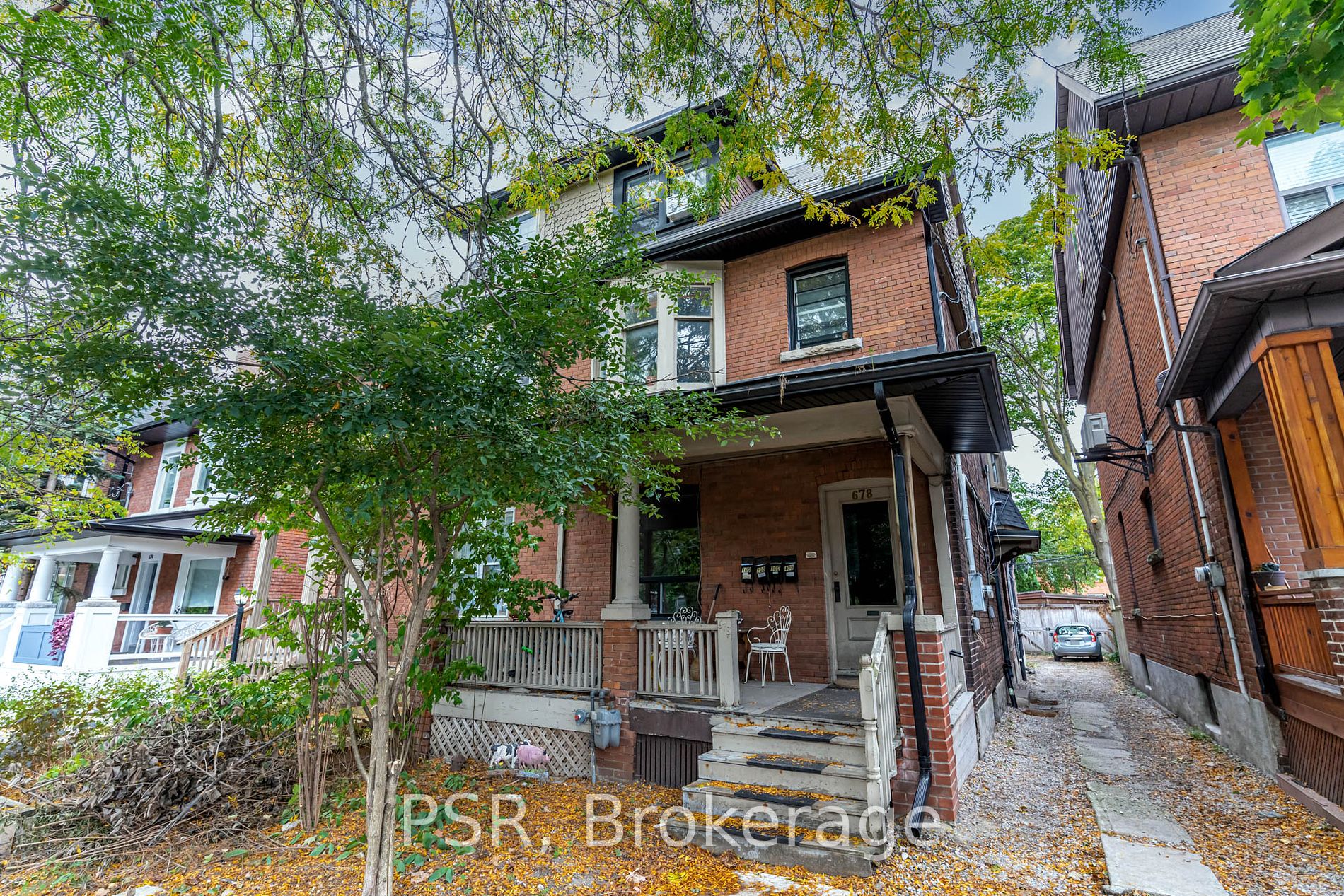 678 Huron St, Toronto, Ontario, Annex