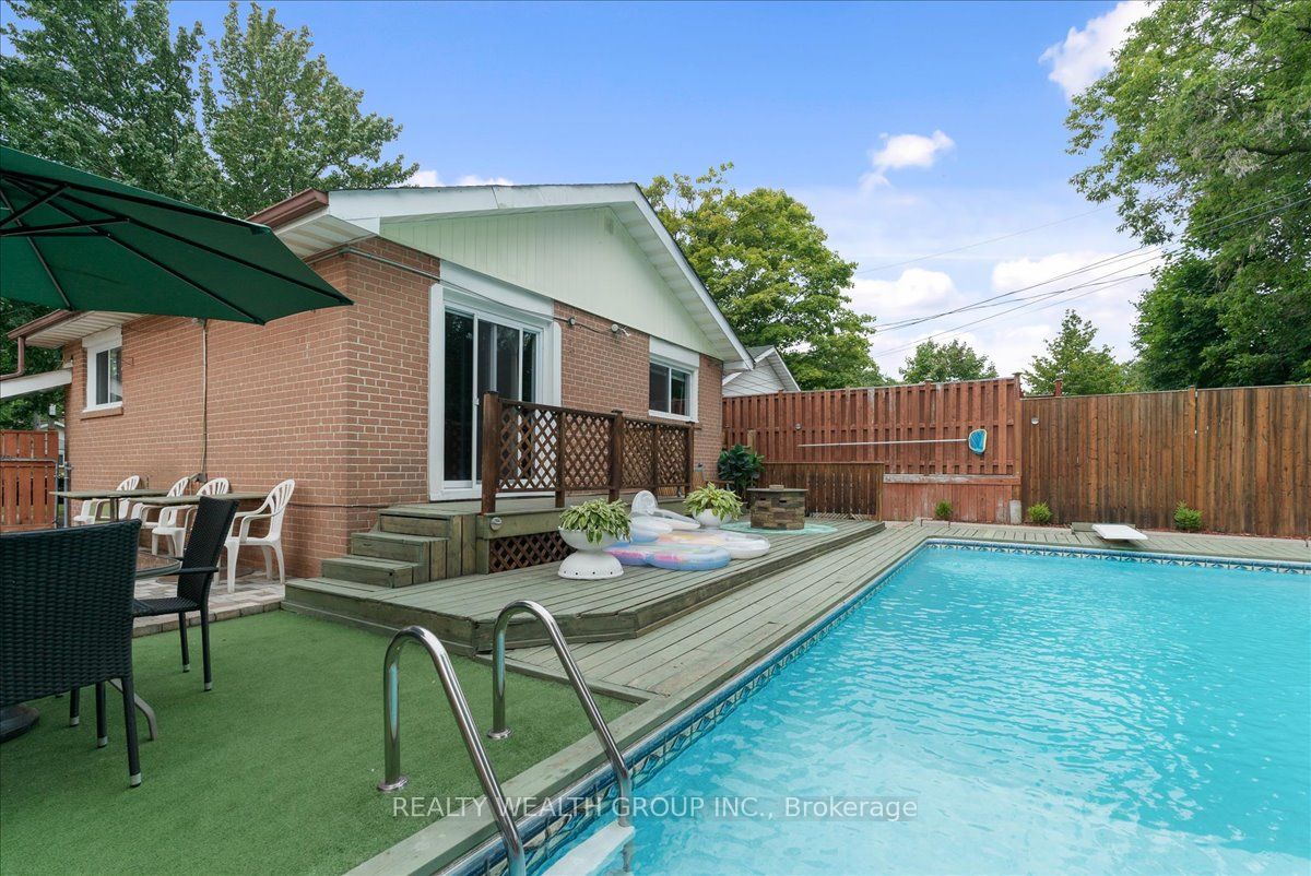 53 Northfield Rd Rd, Toronto, Ontario, Woburn